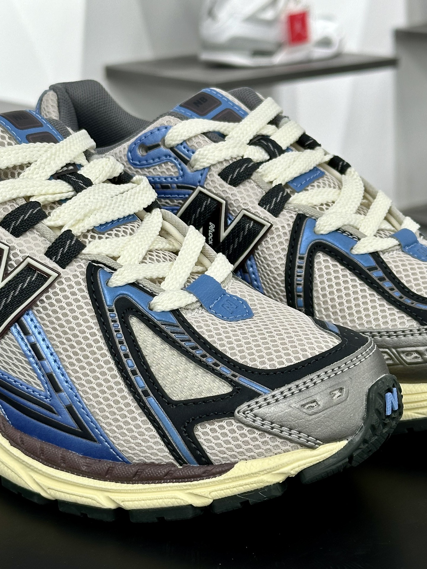 NB新百伦New Balance 1906R”Metallic Blue”系列低帮复古慢跑鞋“网布金属蓝钛银褐色”M1906RRB