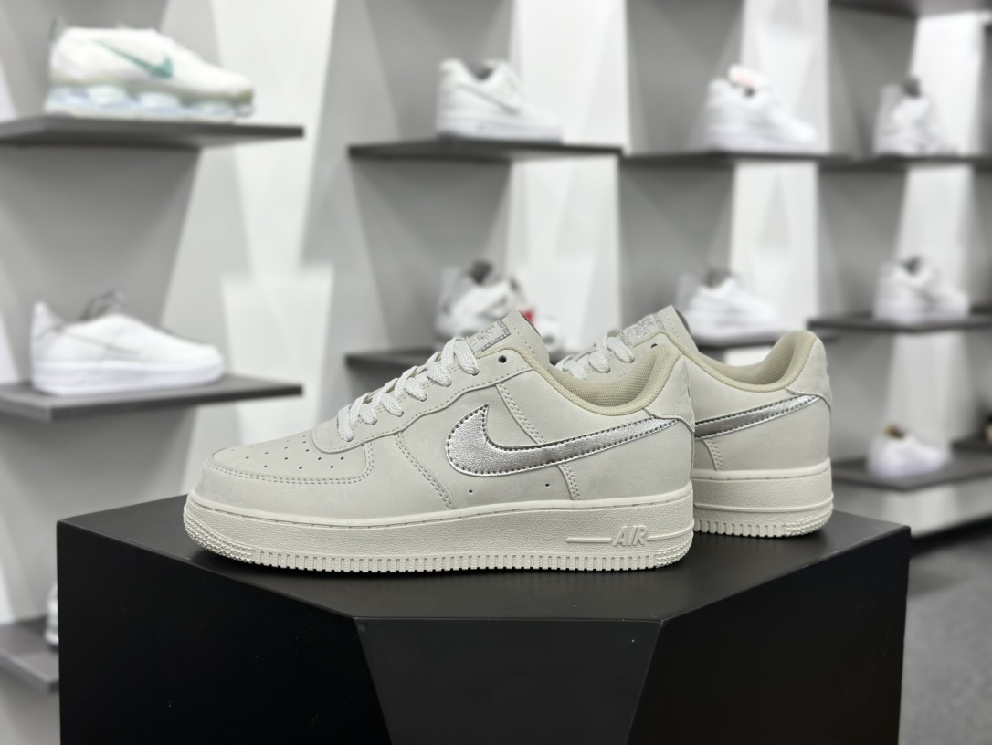 Off-White x Nike Air Force 1'07 Low”Light Green Spark”空军一号板鞋“OW米白银钩”AF2406-110