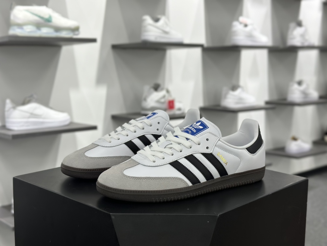 三叶草Adidas Originals Samba OG桑巴舞系列绅士德训足球风百搭低帮休闲运动板鞋“皮革白粉兔涂鸦焦糖底”B75806