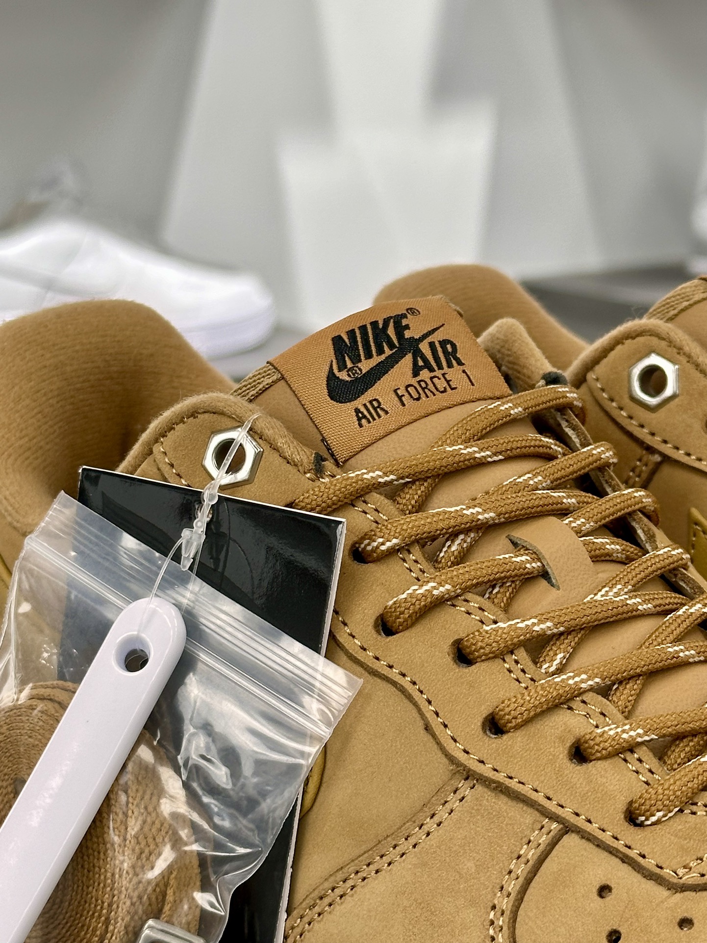 Nike Air Force 1 Low 07 LV8 Low”Wheat / Flax”空军一号系列低帮板鞋“新麦黄棕”CJ9179-200
