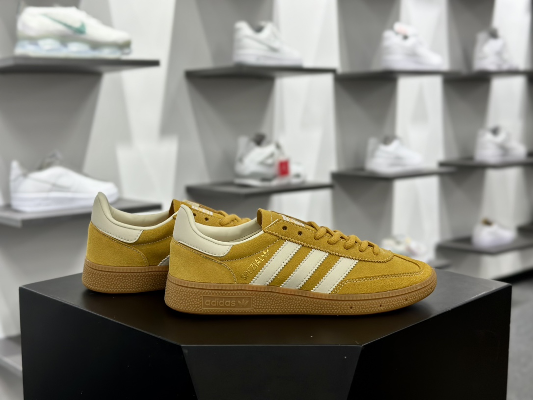 阿迪达斯Adidas Originals Handball SPZL 手球运动员系列板鞋“翻毛旧黄奶白生胶底”IF7088