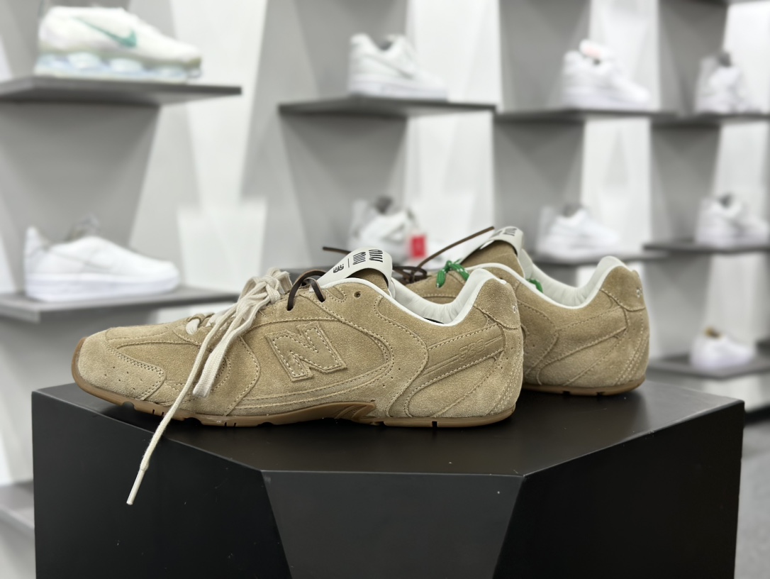 缪缪Miu Miu x NB新百伦New Balance 530 SL系列低帮经典慢跑鞋“联名驼棕绿鞋带”5E165E_Z5O_F0379_F_D005