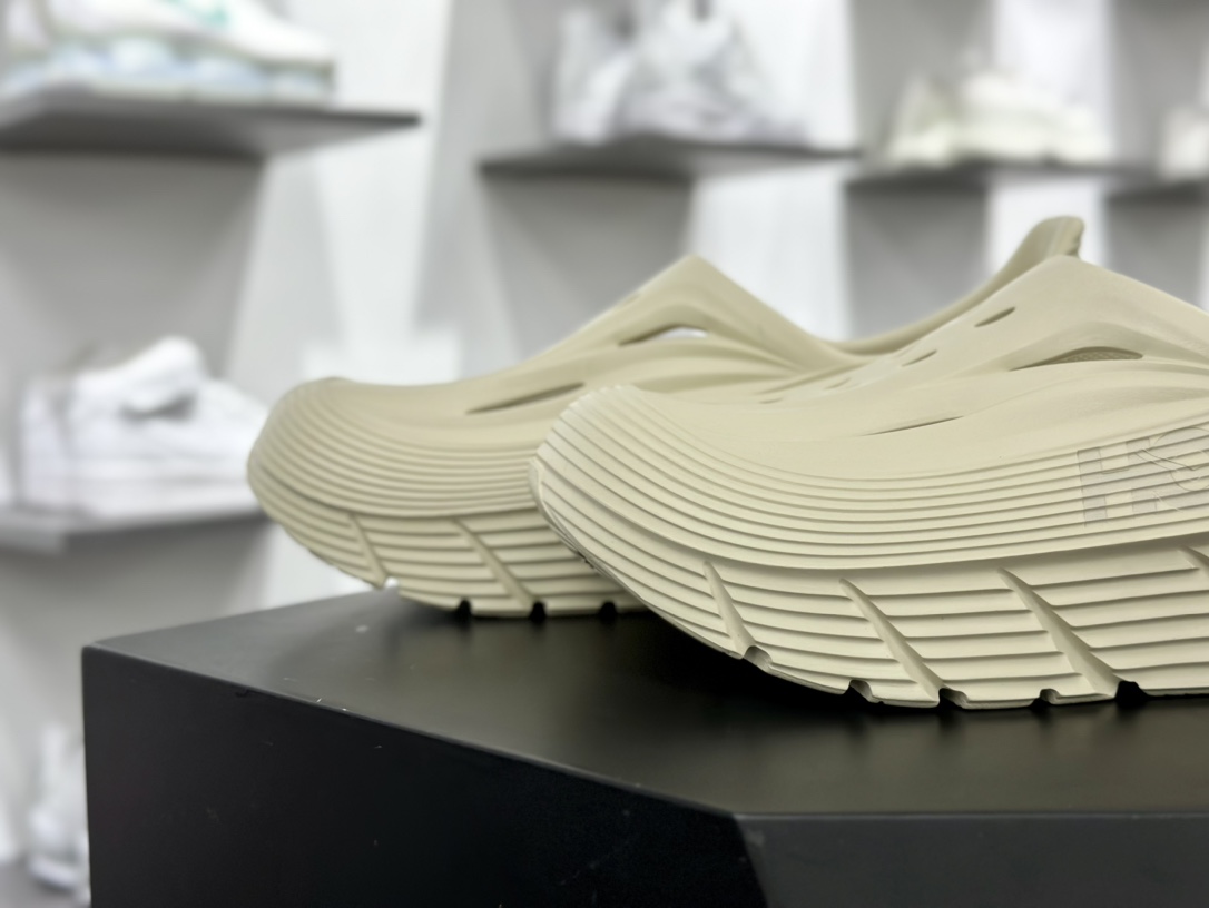 Hoka One One Ora Recovery Slide 奥拉系列舒适洞洞鞋凉拖鞋“沙米”1147951/VLV