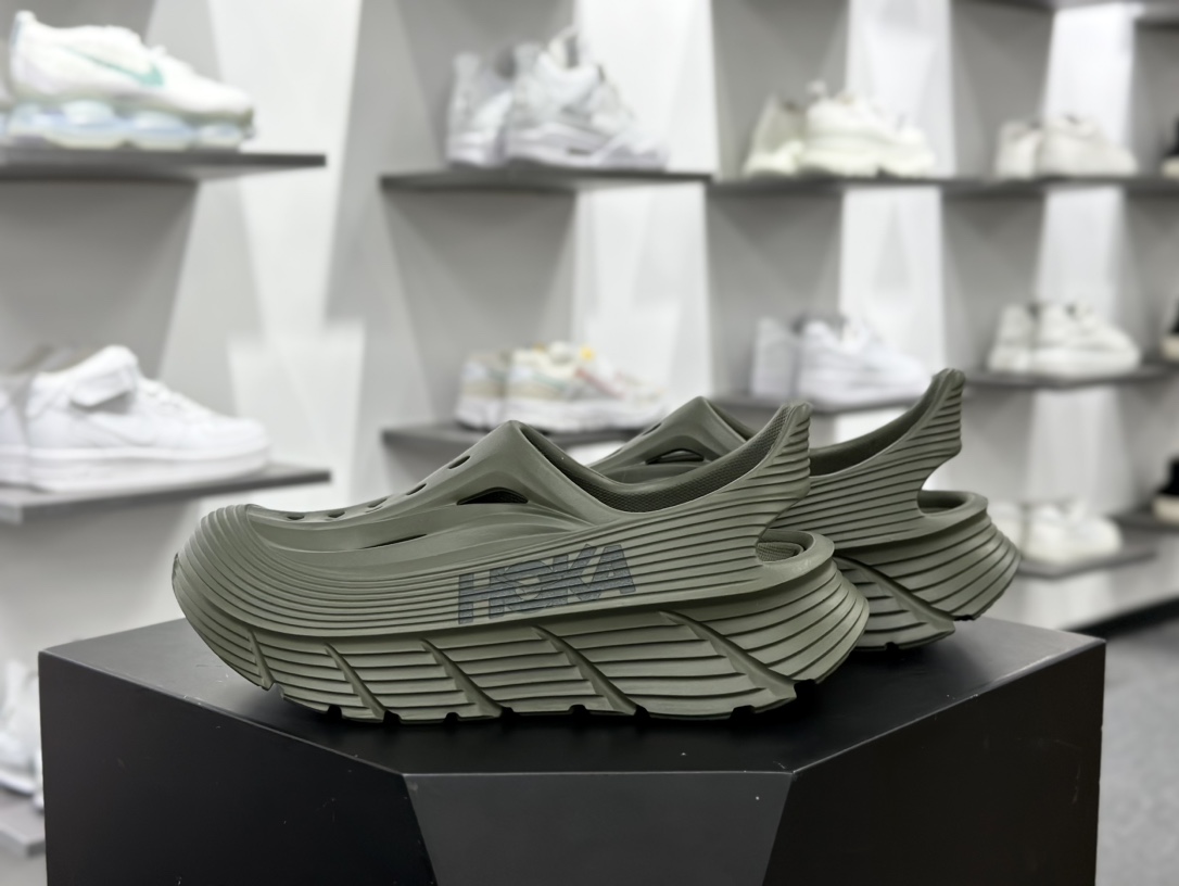 Hoka One One Ora Recovery Slide 奥拉系列舒适泡棉厚底增高洞洞鞋凉拖鞋“暗绿”1147951/VLV