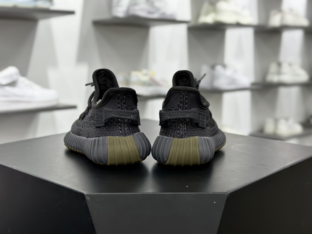 Adidas Yeezy Boost 350 V2”Core Black/White”椰子系列低帮慢跑鞋童鞋“黑生胶侧透”FY2903