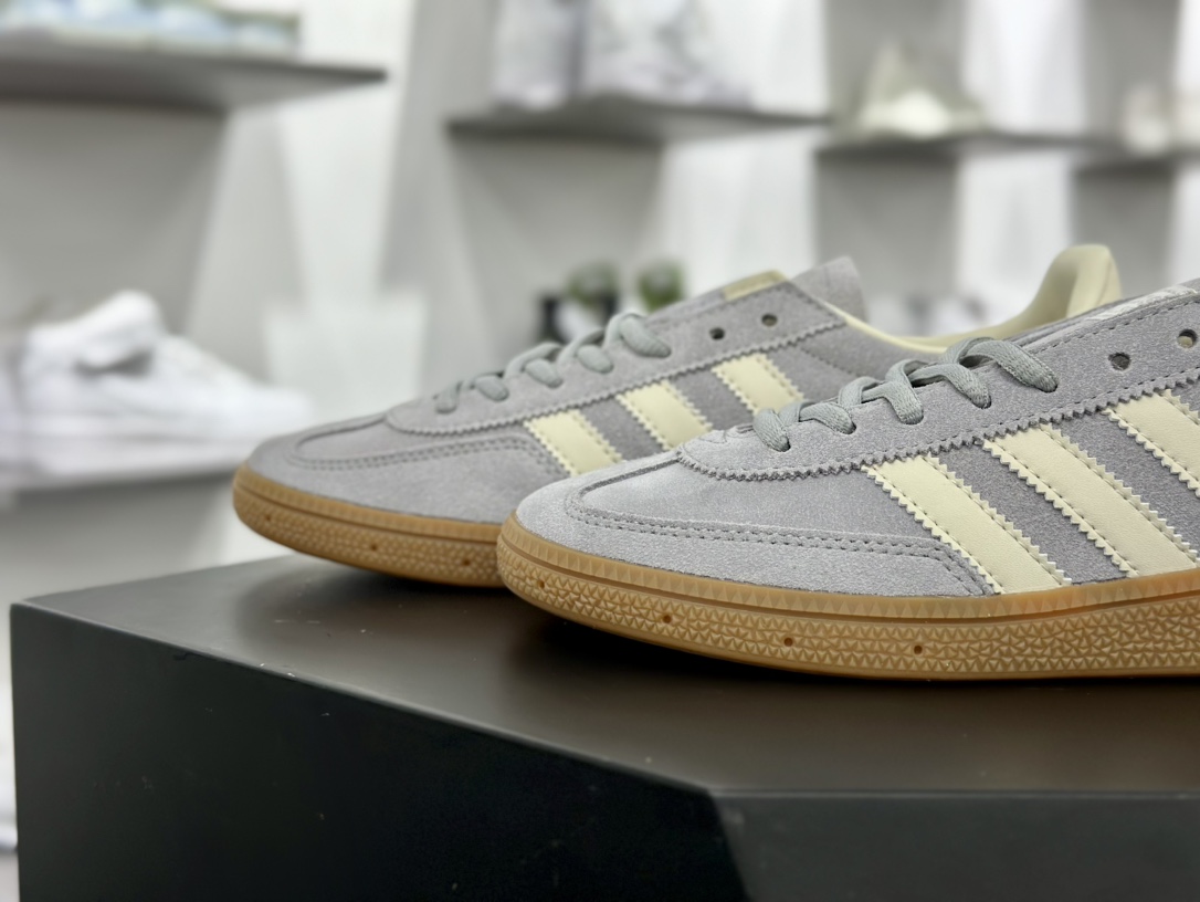 阿迪达斯Adidas Originals Handball SPZL 手球运动员系列板鞋“翻毛灰蓝米白生胶底”IF7086