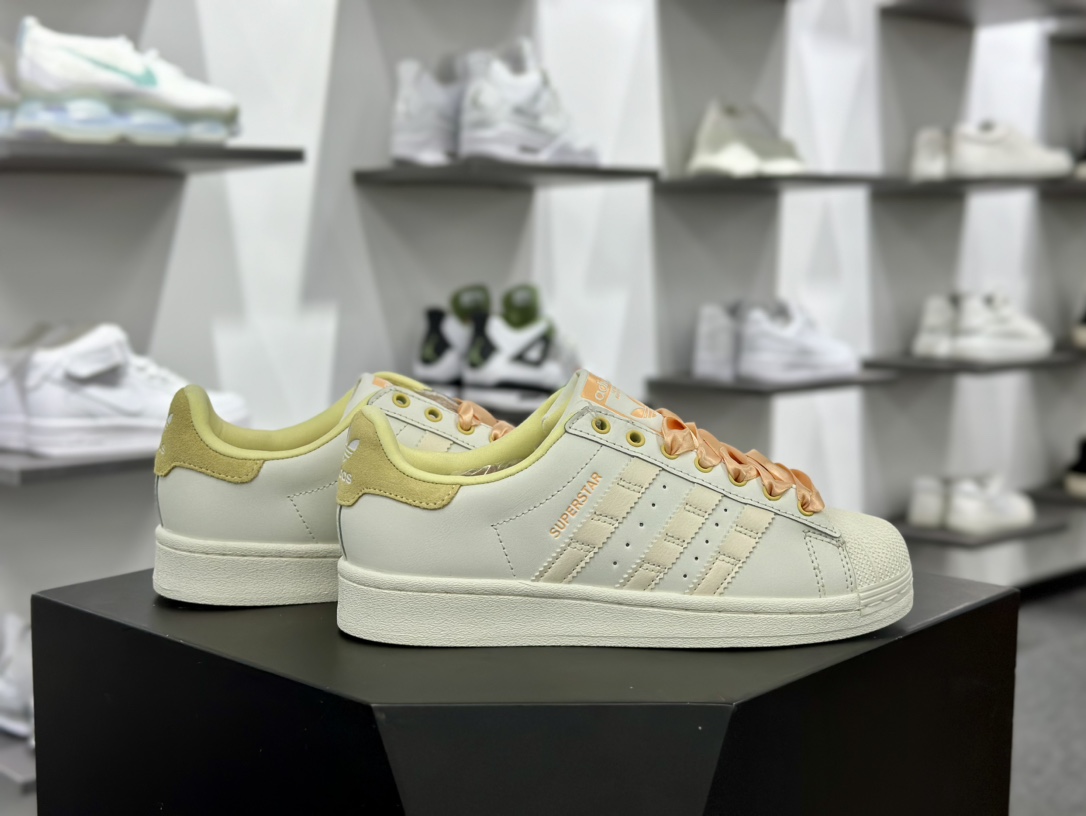 三叶草Adidas Originals Superstar”Cream White/Yellow”经典板鞋“皮革白黄马卡龙鞋饰”IF1805