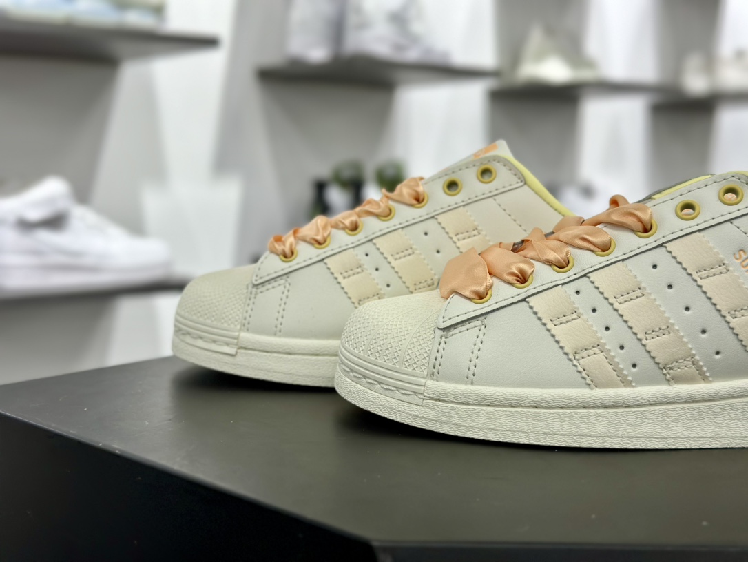 三叶草Adidas Originals Superstar”Cream White/Yellow”经典板鞋“皮革白黄马卡龙鞋饰”IF1805