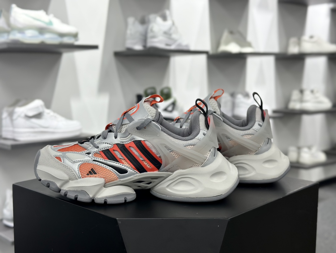 阿迪达斯Adidas XLG Runner Deluxe 跑步者豪华版系列低帮休闲运动慢跑鞋“金属银黑橙”JP5763