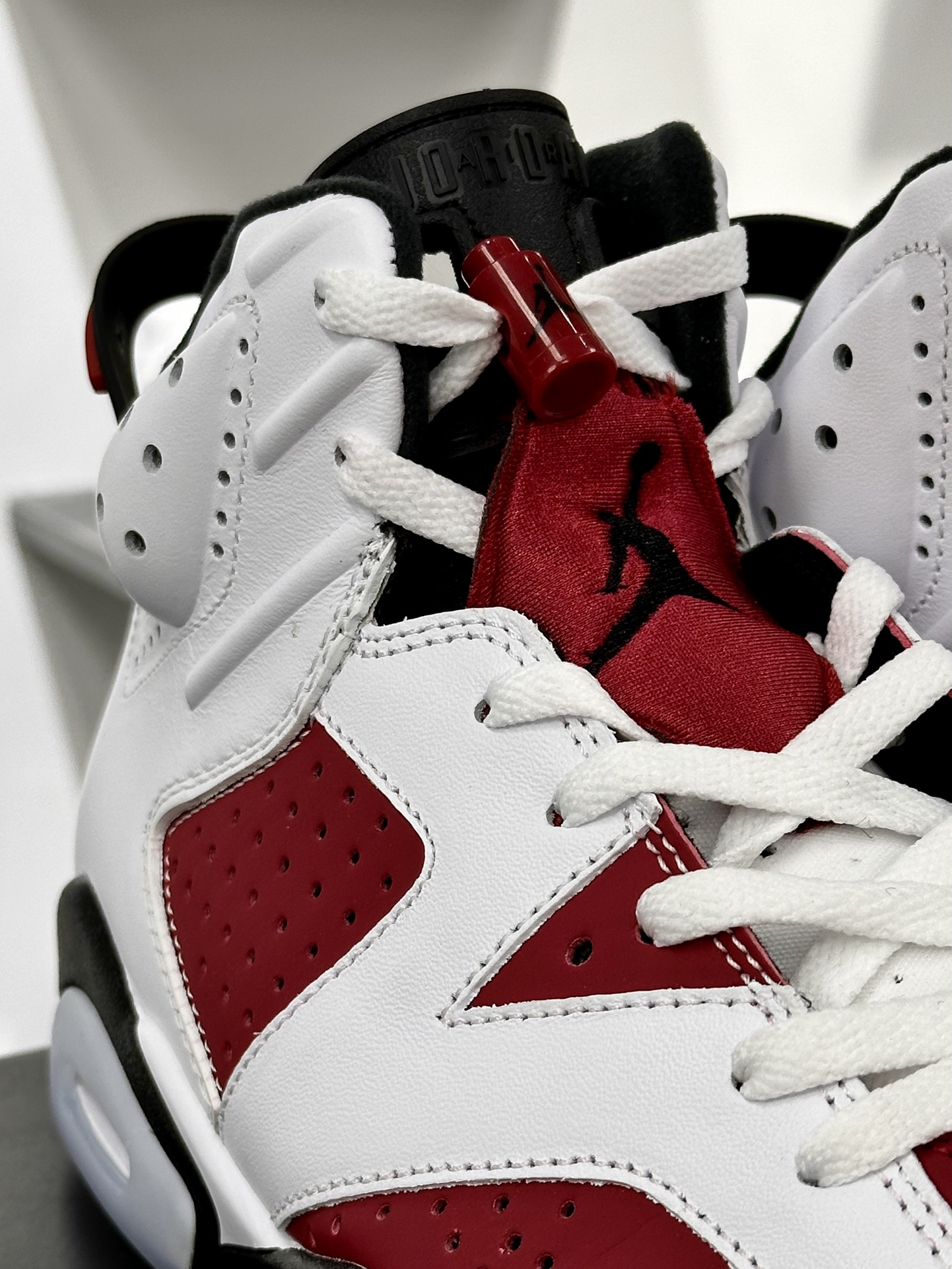 Nike Air Jordan Retro 6”Carmine”乔丹AJ6代中帮篮球鞋“胭脂红白红”384664-160