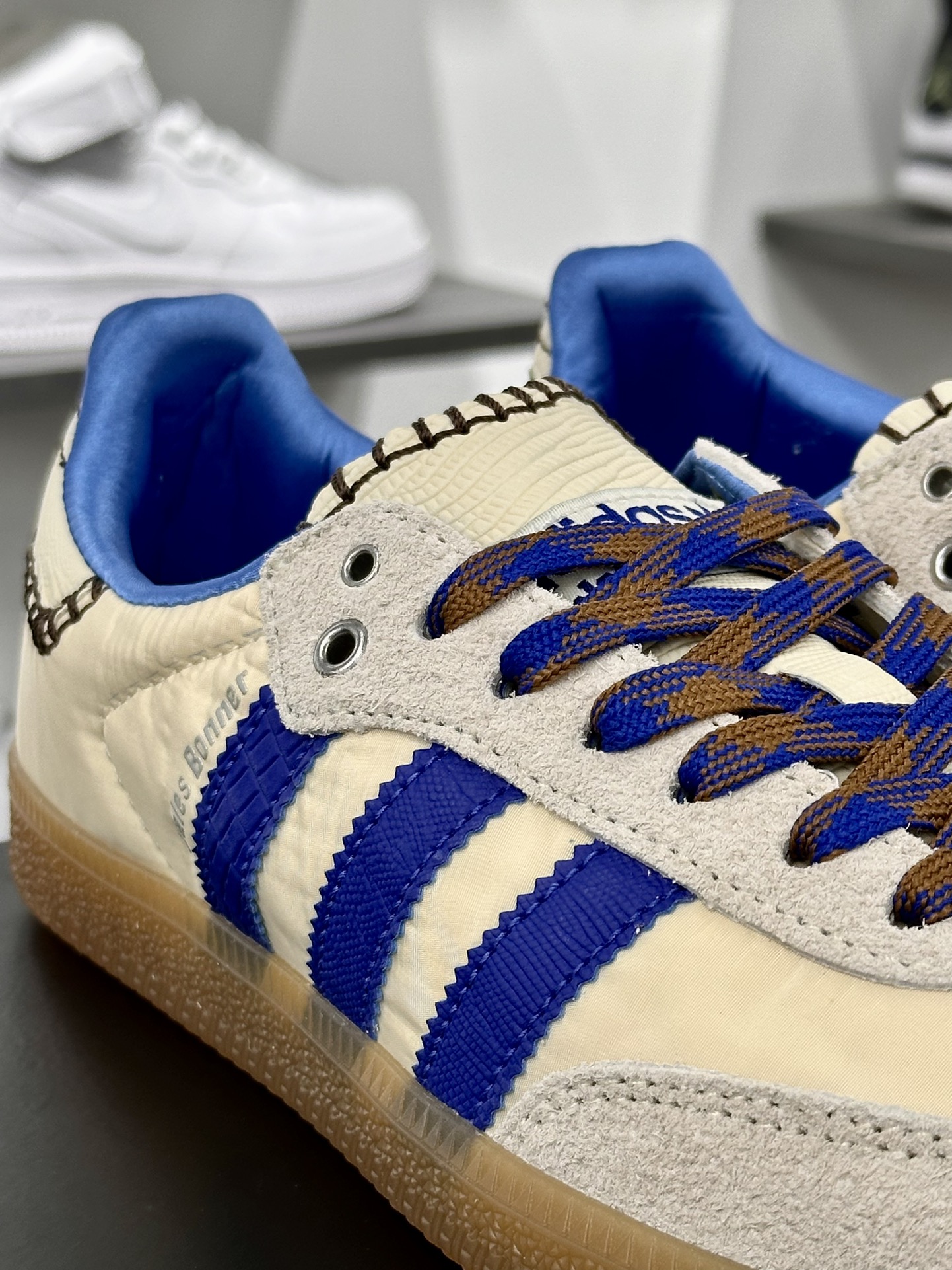 Wales Bonner x Adidas Originals Samba Classic”White/Royal Blue/Gum”桑巴舞板鞋“联名米白皇家蓝生胶底”IH7756