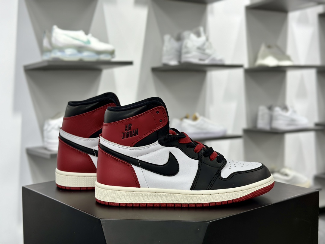 耐克Nike Air Jordan 1 Retro High OG”Black Toe”AJ1代经典复篮球鞋“黑白脚趾芝加哥广告款”DZ5485-106