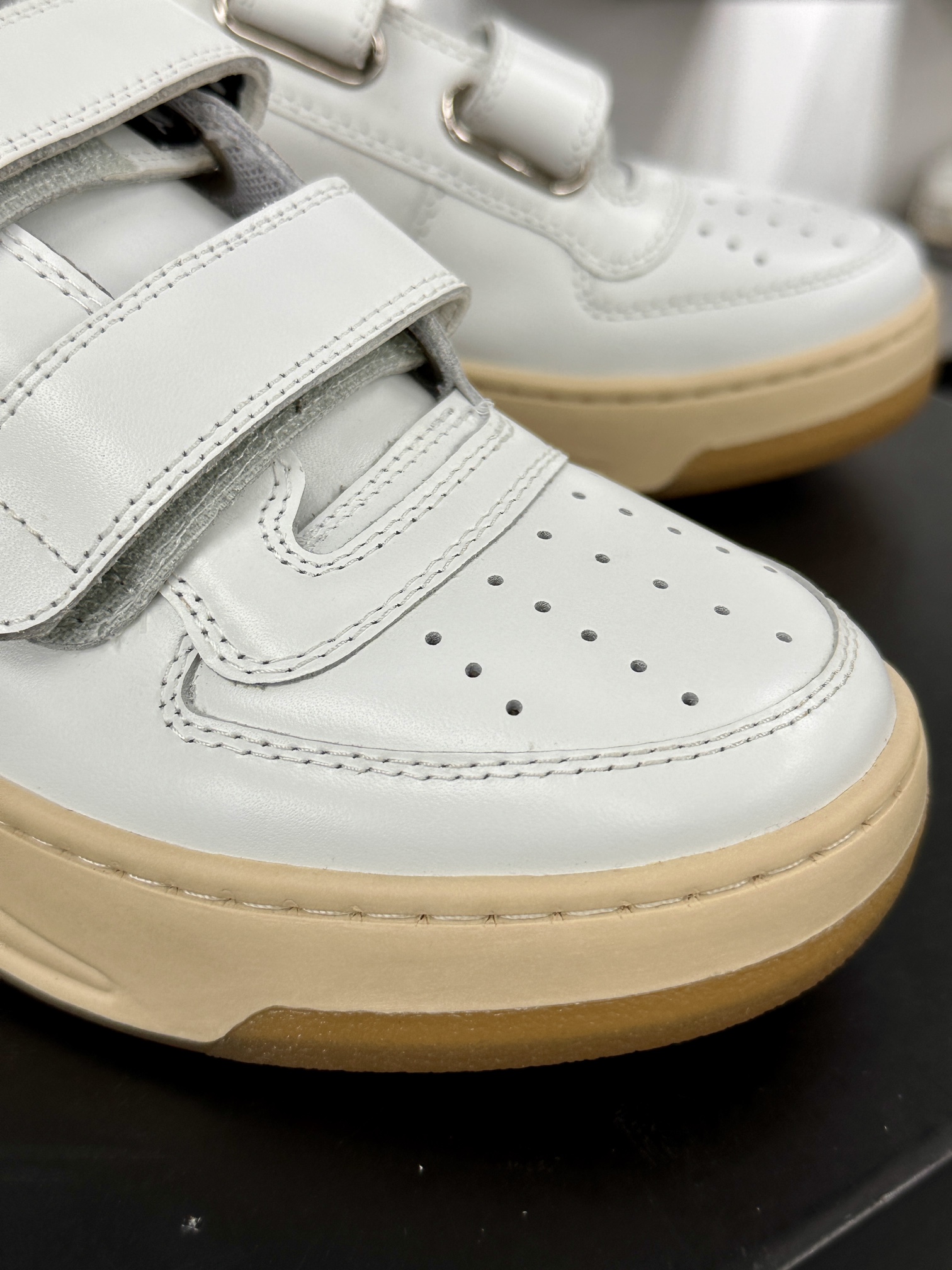 Acne Studios Velcro Strap Platform Sneakers 维可搭扣松糕系列低帮魔术贴休闲运动鞋“皮革全白”CD0001-DPO