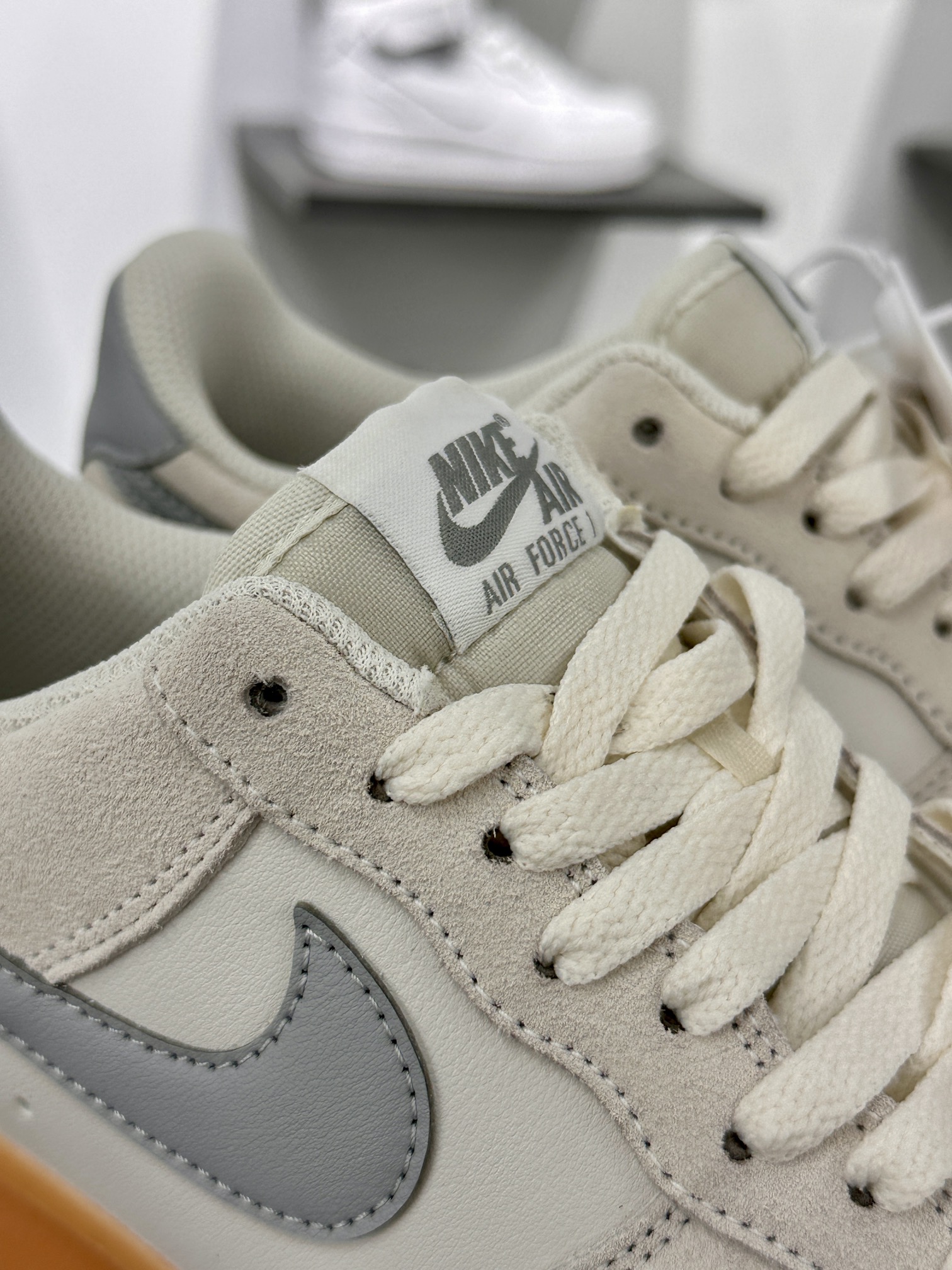 耐克Nike Air Force 1'07 LV8 Low”Light Smoke Grey”空军一号低帮板鞋“米白灰生胶底”FQ8714-002