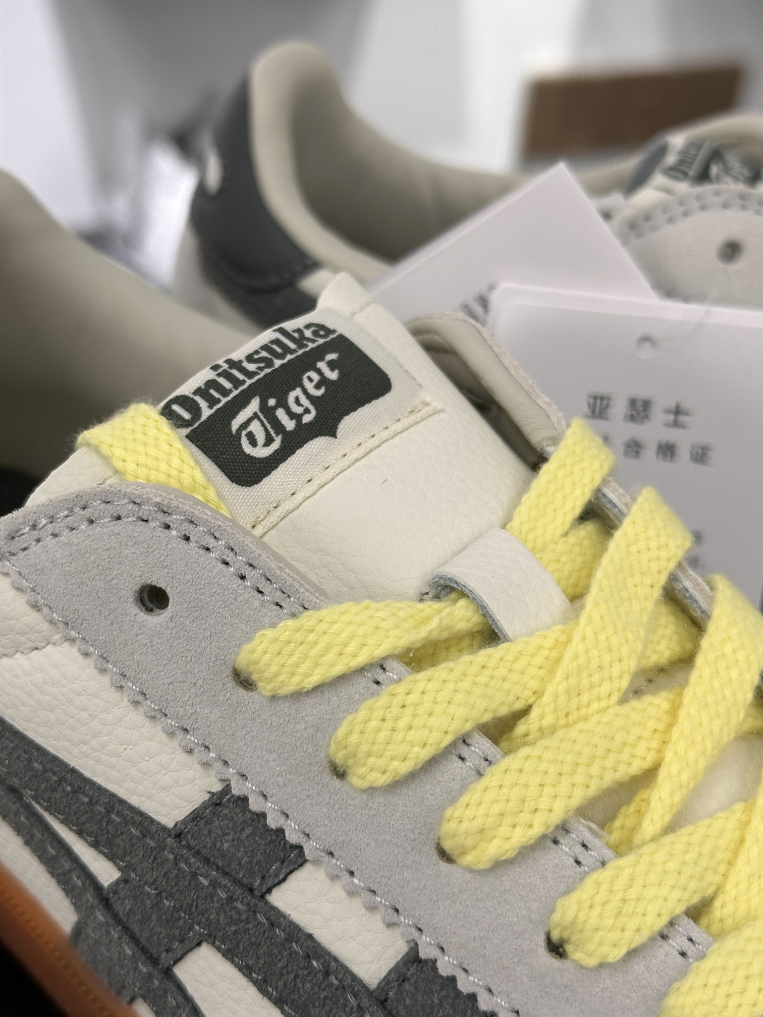 鬼塚虎/Onitsuka Tiger Tokuten 得分系列低帮板鞋“皮革米白灰深灰生胶底”1183C086-101