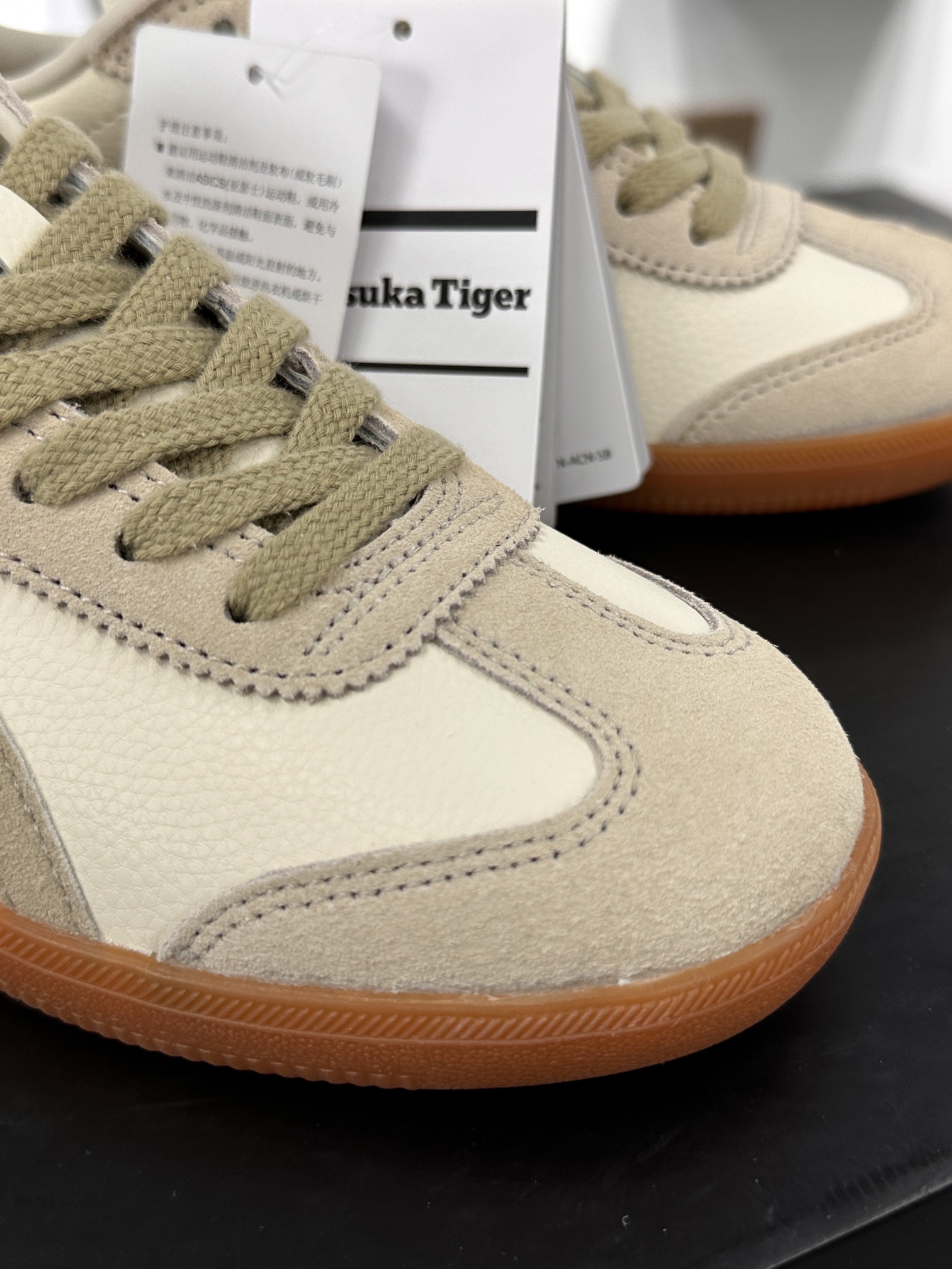 鬼塚虎/Onitsuka Tiger Tokuten 得分系列低帮板鞋“皮革米白竹绿生胶底”1183C086-100