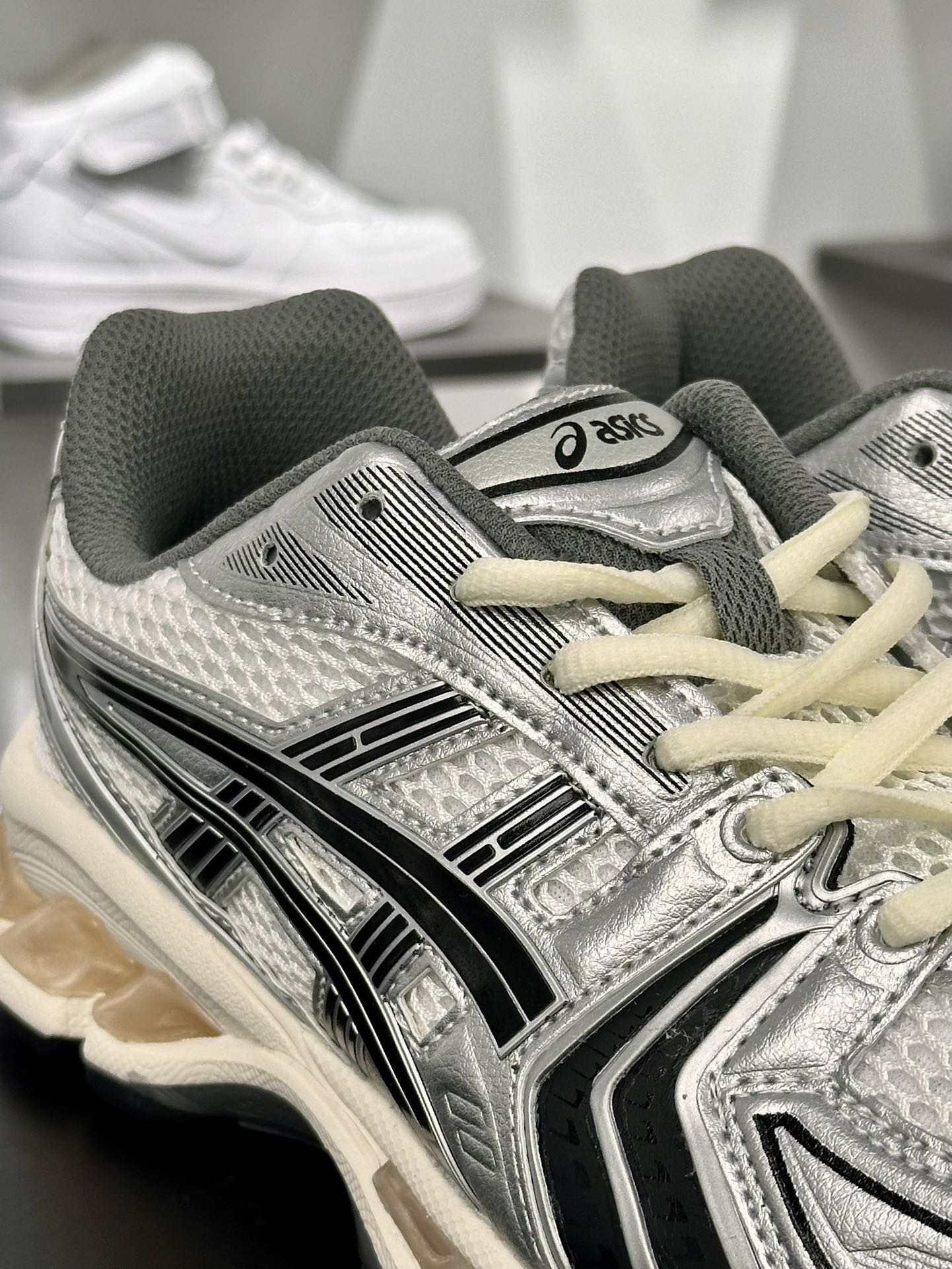 ASICS GEL-KAYANO 14 亚瑟士K14系列户外复古潮流百搭织物合成革缓震休闲跑步鞋1201A457-101