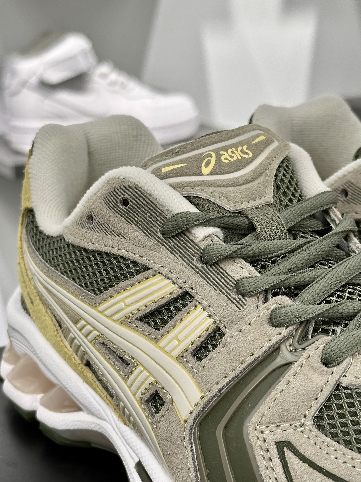 ASICS GEL-KAYANO 14 亚瑟士K14系列户外复古潮流百搭织物合成革缓震休闲跑步鞋 1201A161-300