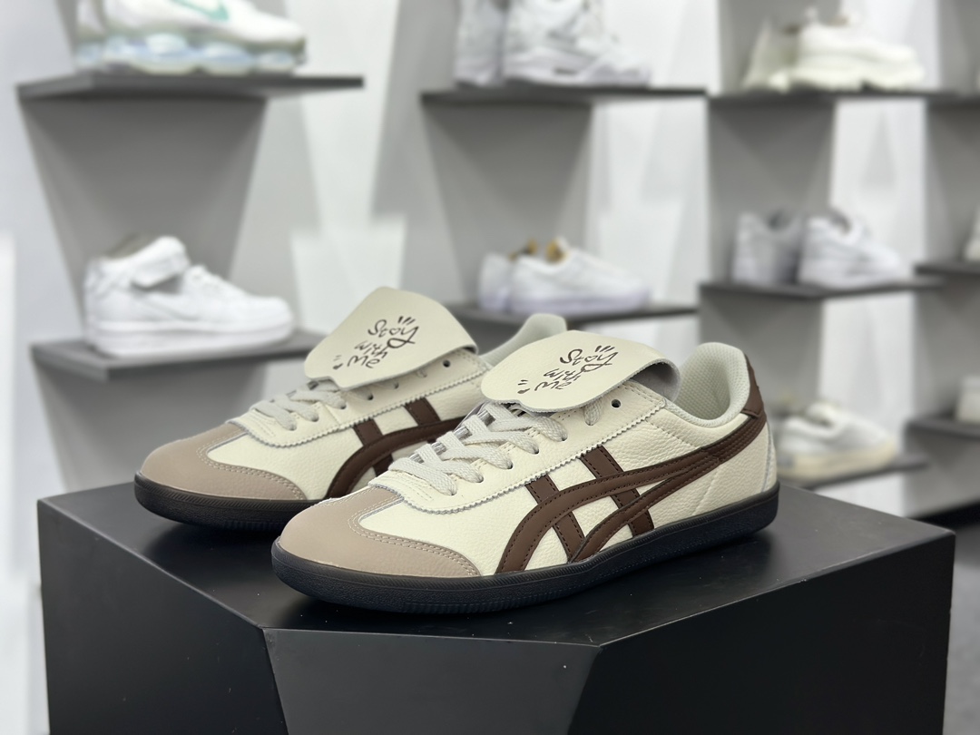 鬼塚虎/Onitsuka Tiger Tokuten 得分系列低帮板鞋“皮革米棕焦糖烤奶”1183B938-100