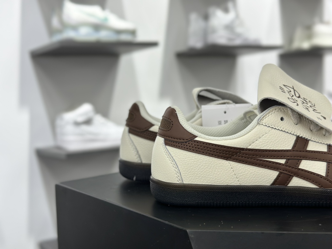 鬼塚虎/Onitsuka Tiger Tokuten 得分系列低帮板鞋“皮革米棕焦糖烤奶”1183B938-100