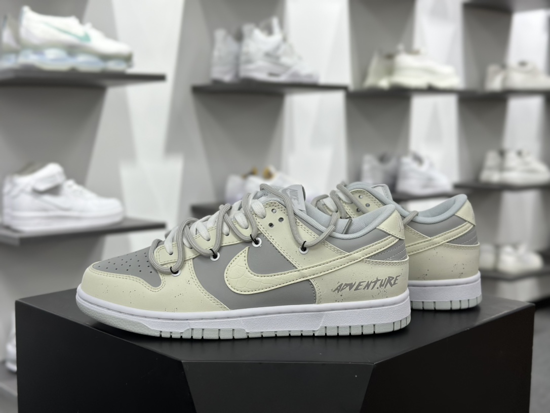 耐克Nike SB Dunk Low”White Dragon Horse”扣篮系列低帮休闲运动滑板板鞋“灰白白龙马绑绳”HF0730-160