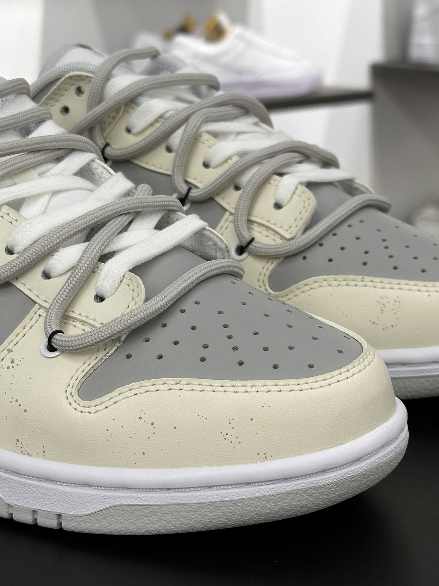 耐克Nike SB Dunk Low”White Dragon Horse”扣篮系列低帮休闲运动滑板板鞋“灰白白龙马绑绳”HF0730-160