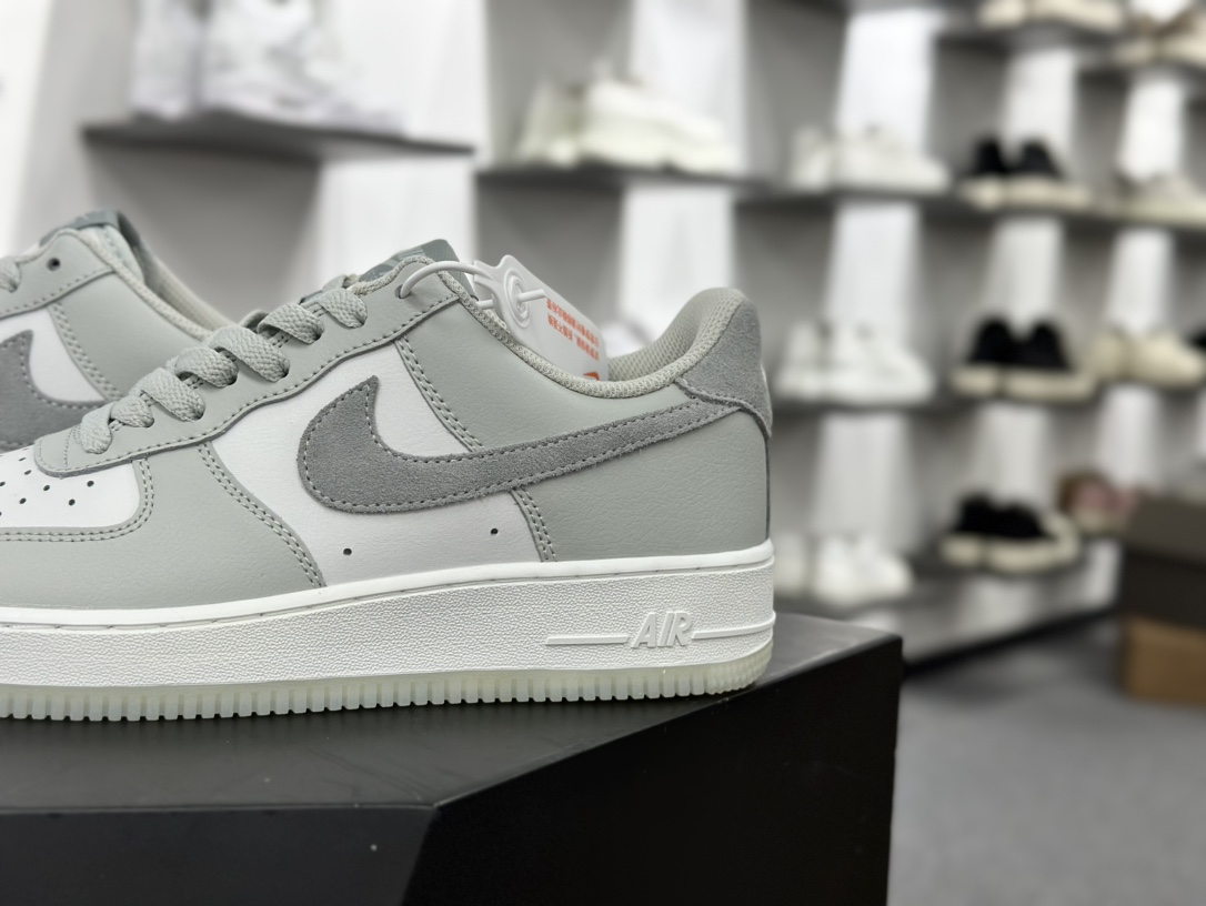 耐克Nike Air Force 1'07 Low”Light Grey”空军一号板鞋“云雾灰莫兰迪”FJ4170-003