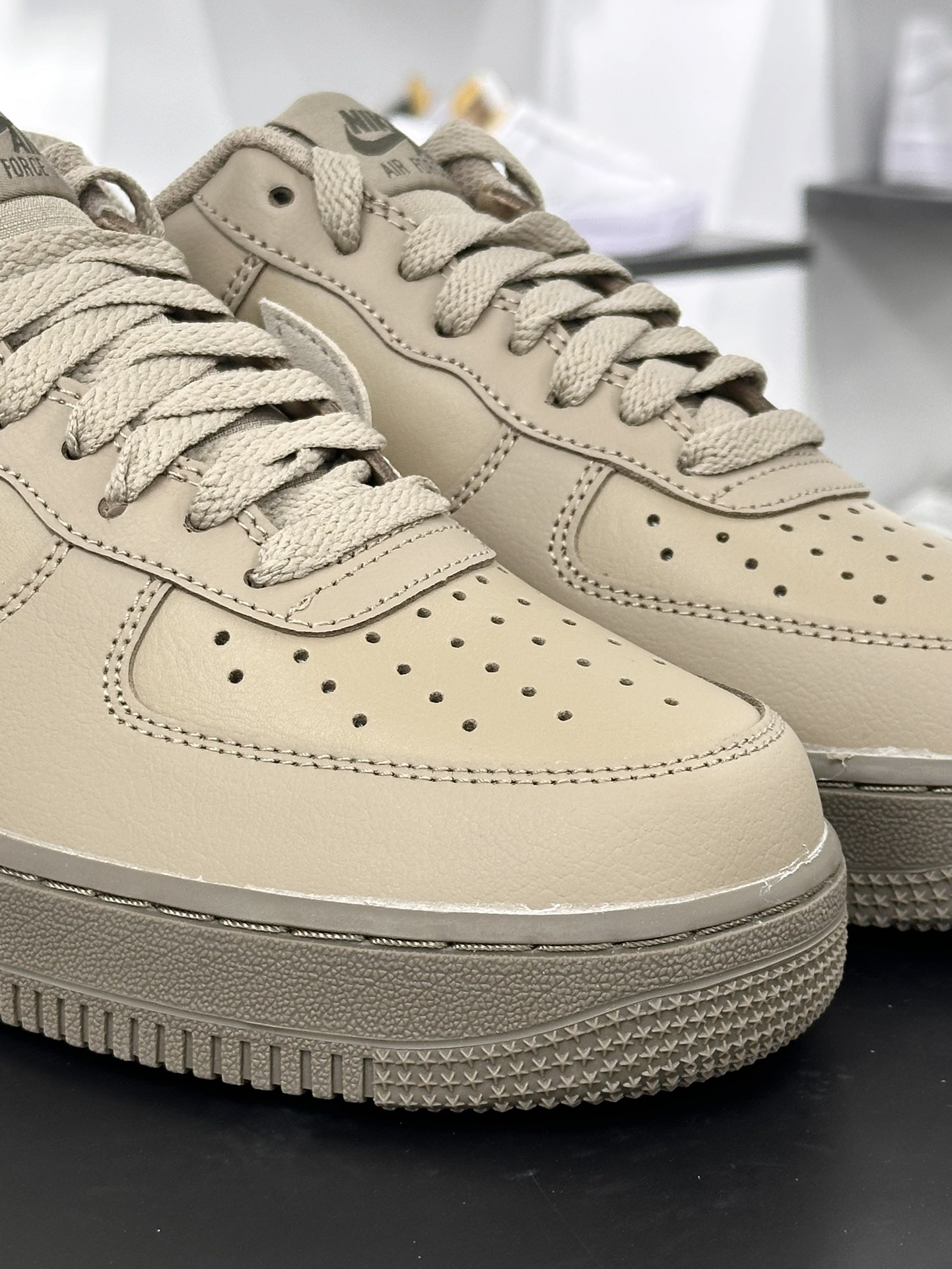 耐克Nike Air Force 1'07 Low”Khaki/Olive”空军一号低帮经典板鞋“皮革深卡其橄榄绿”HQ1176-222