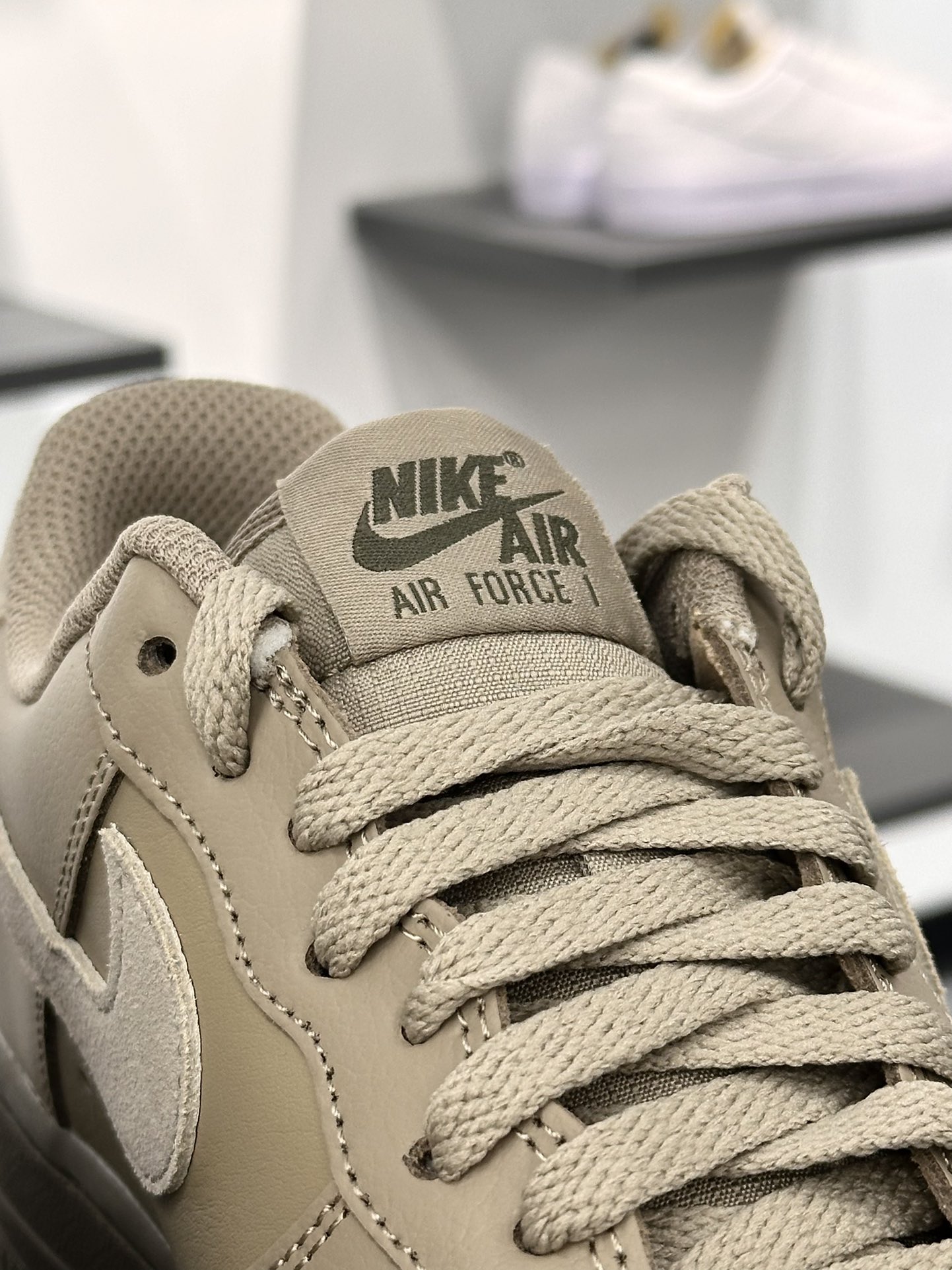 耐克Nike Air Force 1'07 Low”Khaki/Olive”空军一号低帮经典板鞋“皮革深卡其橄榄绿”HQ1176-222