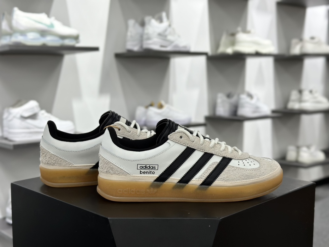 Bad Bunny x Adidas Gazelle Indoor Trainers ”Benito”羚羊德训风板鞋“联名白黑浅灰变形鞋头”IF9735