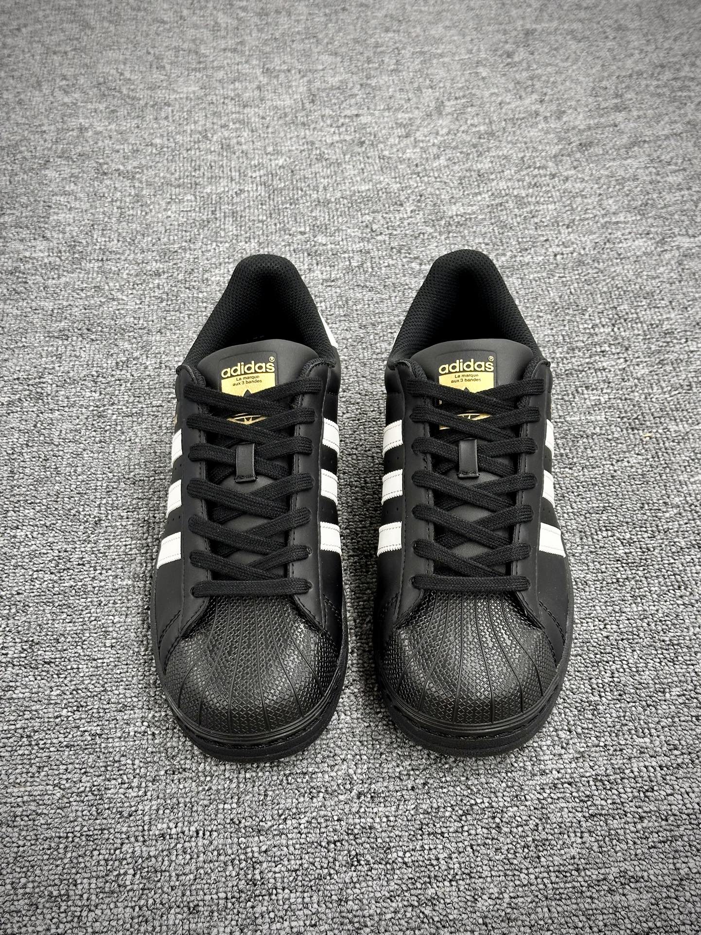 阿迪达斯/三叶草Adidas Originals Superstar”Black/White”经典贝壳头板鞋“19旧版黑白金标”B27140