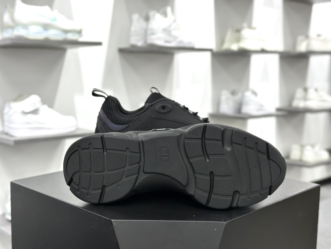 Dior Homme B22 Trainer Sneaker系列复古厚底慢跑鞋“黑武士镭射反光”3SN231YIXH_963