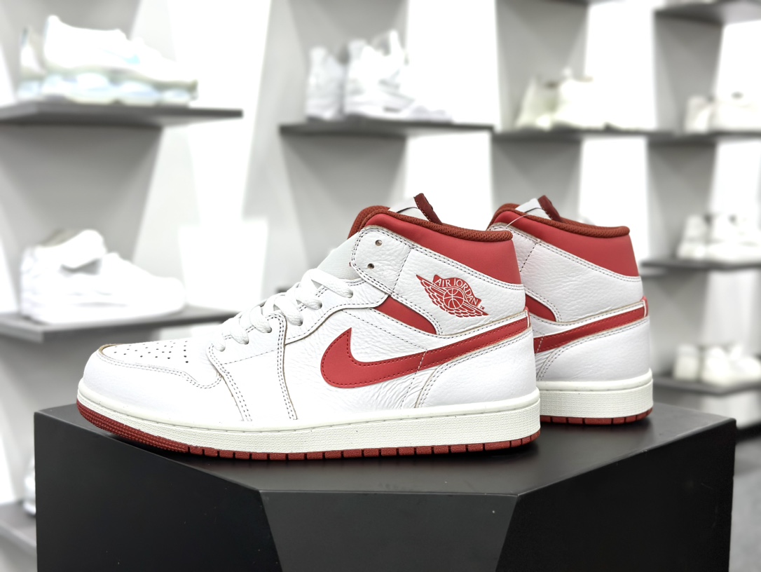 耐克Nike Air Jordan 1 Mid”Dune Red”AJ1乔丹一代中帮经典复古文化休闲运动篮球鞋“皮革白沙丘红”FJ3458-160