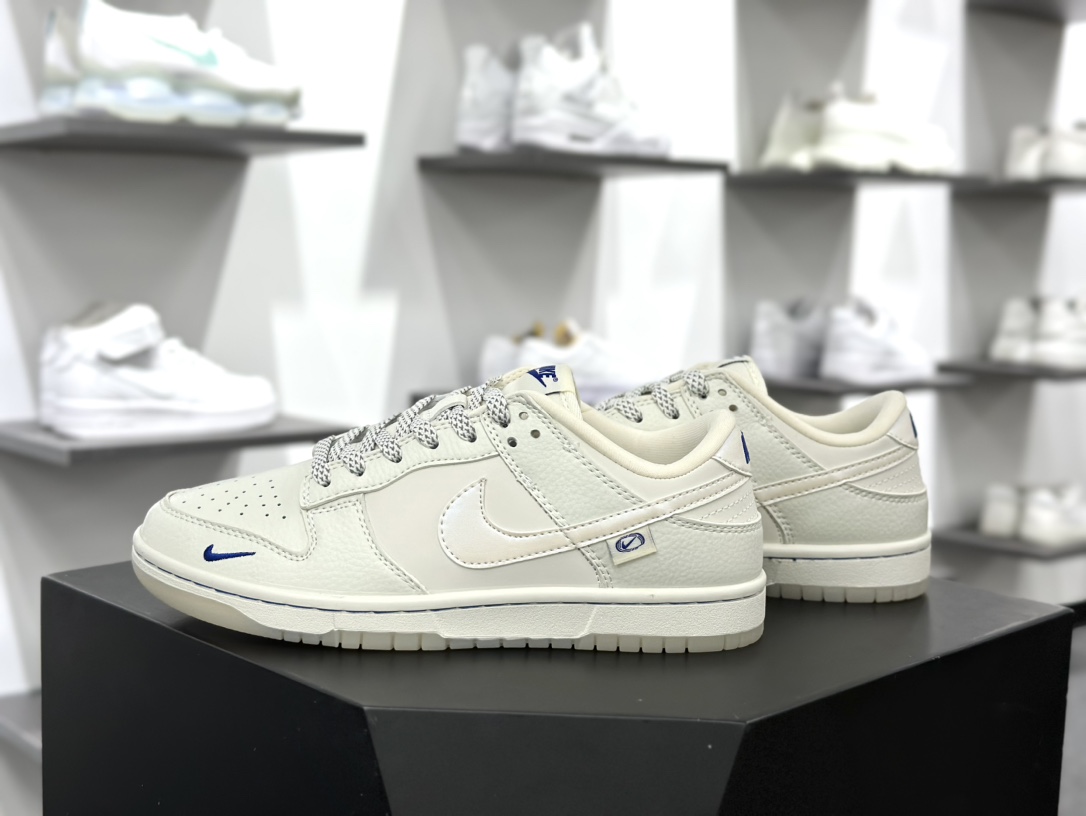 耐克Nike By You SB Dunk Low Retro 扣篮系列低帮滑板板鞋“皮革米白珠光宝蓝小钩”KXB3802-346