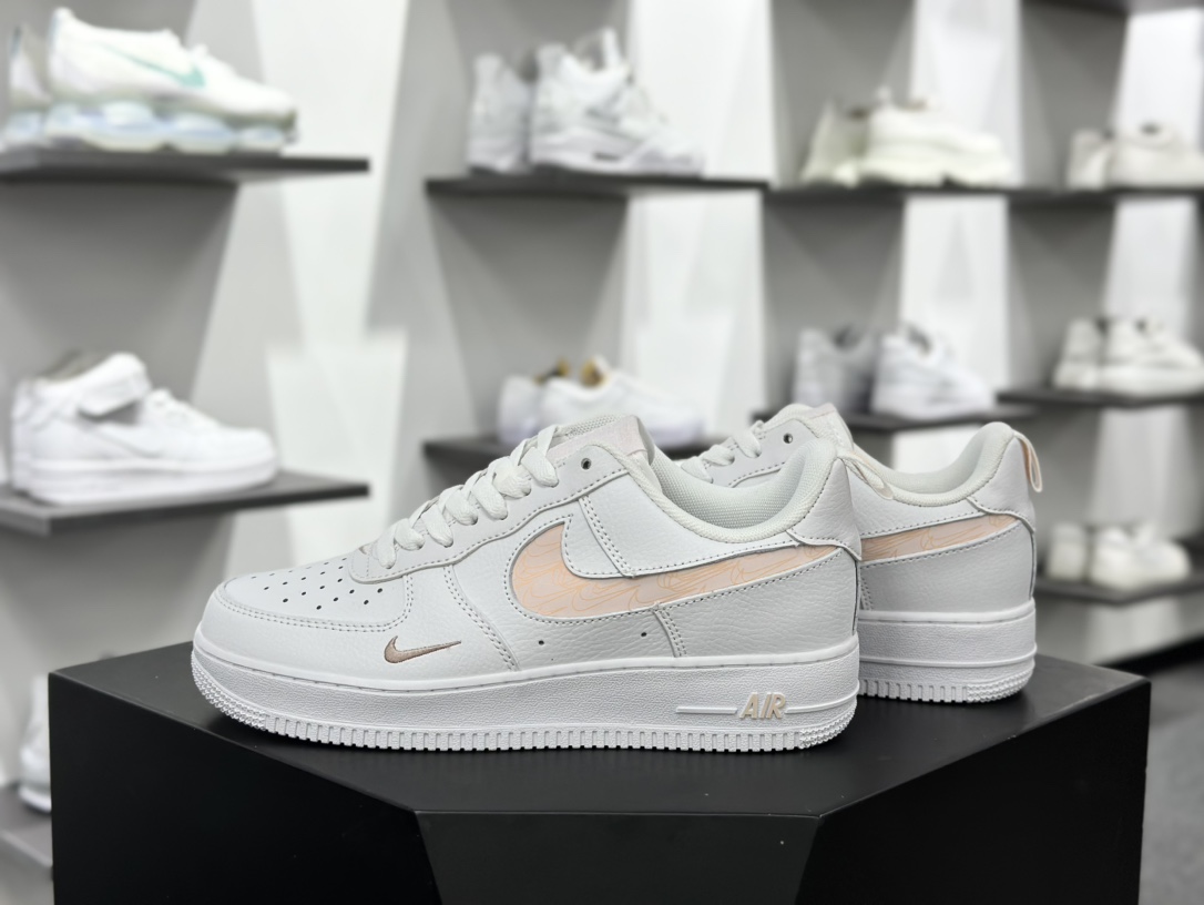 耐克Nike Air Force 1 ′07 LV8 Low Premium”Cut Out/White/Pink Mini Swoosh”空军一号板鞋“白樱花粉小双钩”FB8971-700