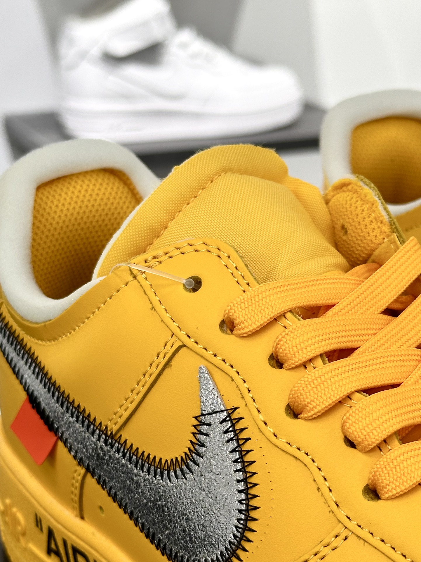 Off-White x Nike Air Force 1 Low’07”University Gold/Metallic Silver”空军一号板鞋“OW大学金银钩”DD1876-700