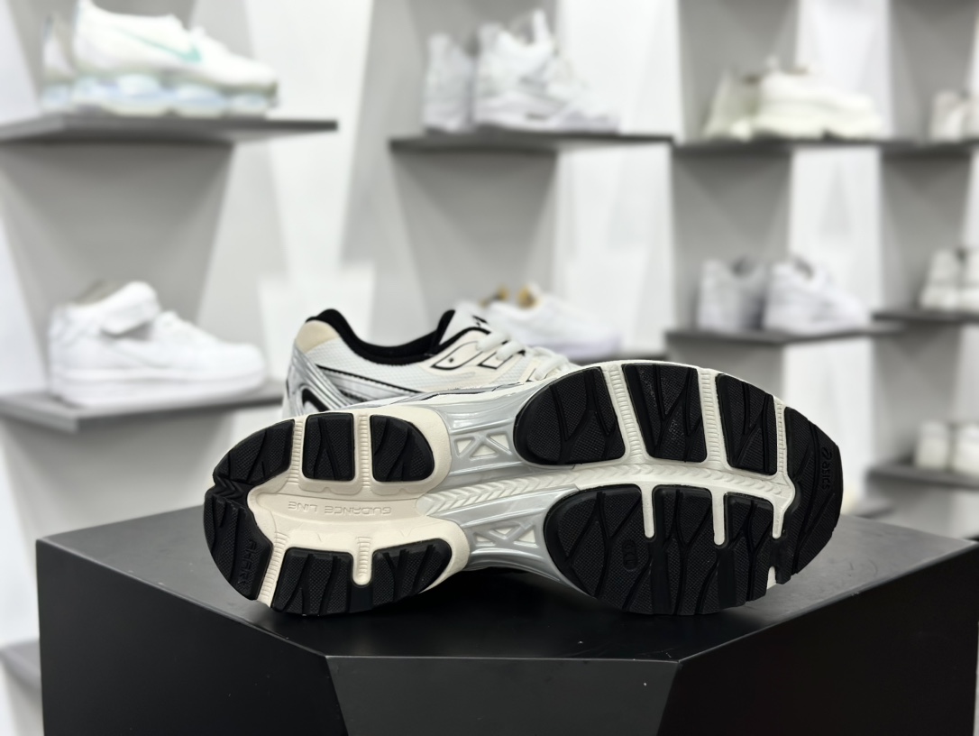 亚瑟士/Asics Gel-Flux CN 系列低帮超轻量缓震休闲运动训练慢跑鞋“米白黑太空银”1012B464-102