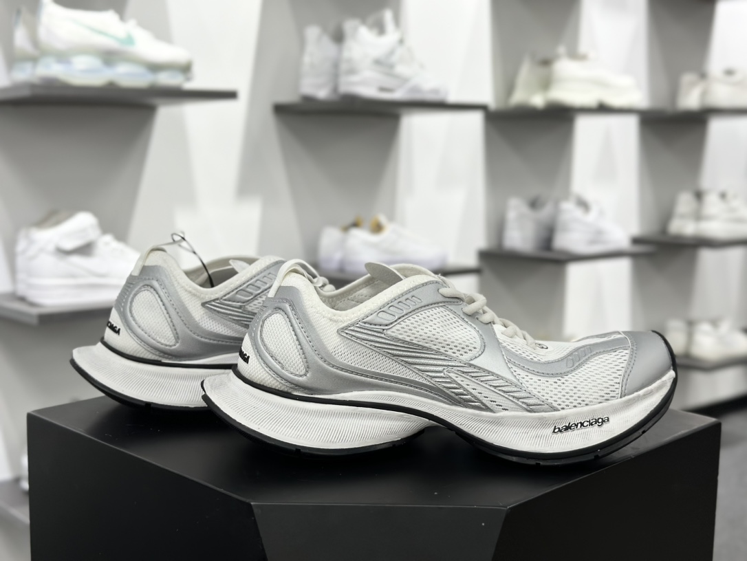 巴黎世家BALENCIAGA Circuit Sneakers 环道系列低帮复古阔型底姥爹风潮流百搭休闲慢跑鞋