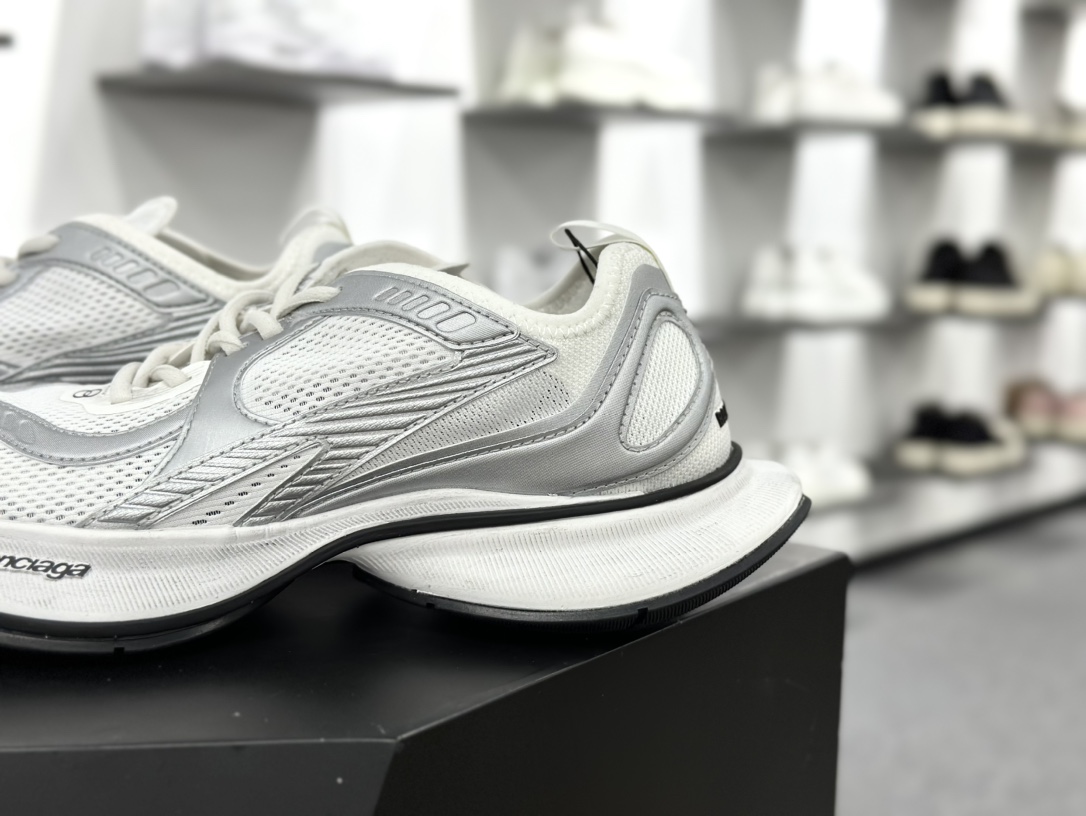 巴黎世家BALENCIAGA Circuit Sneakers 环道系列低帮复古阔型底姥爹风潮流百搭休闲慢跑鞋