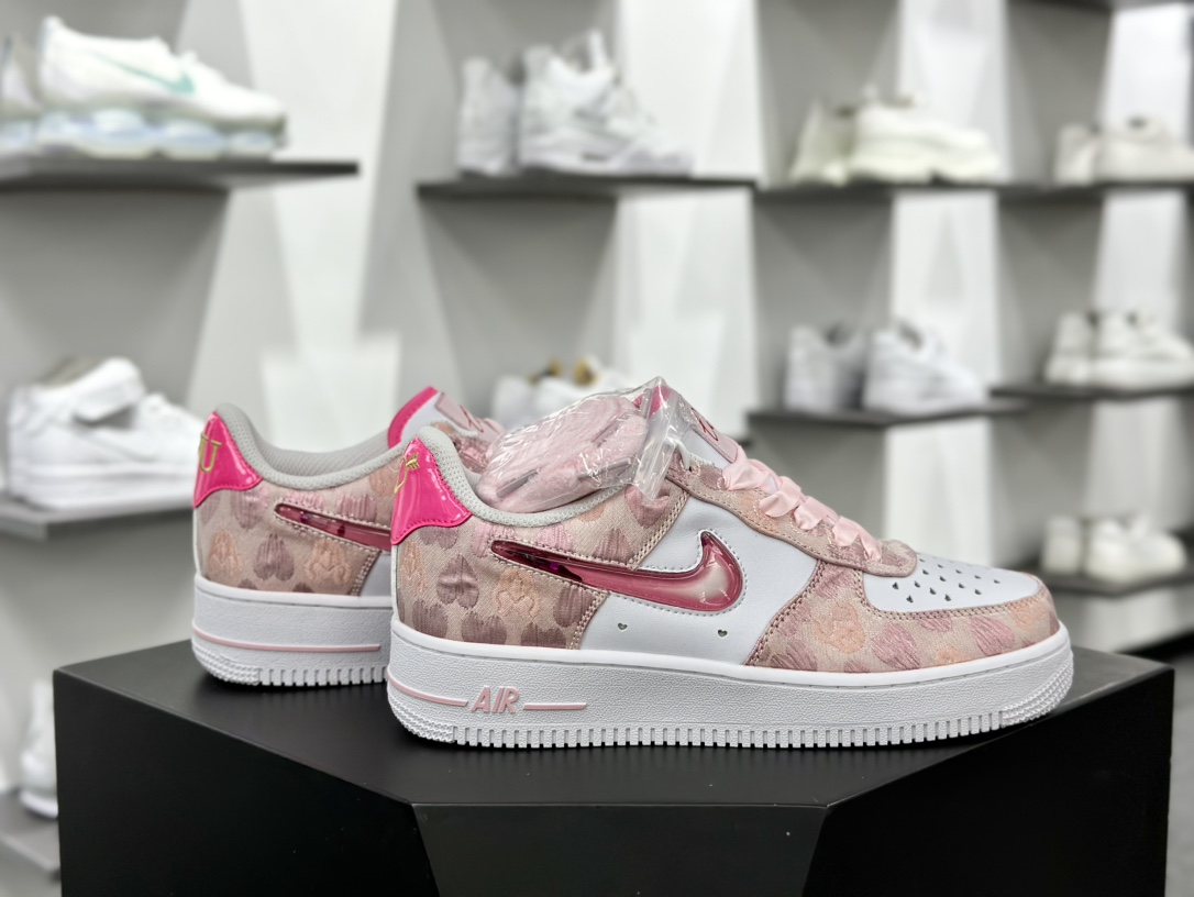 耐克Nike Air Force 1'07 Low”Love Graffiti”空军一号低帮板鞋“白粉桃心情人节果冻钩子”DH2920-111