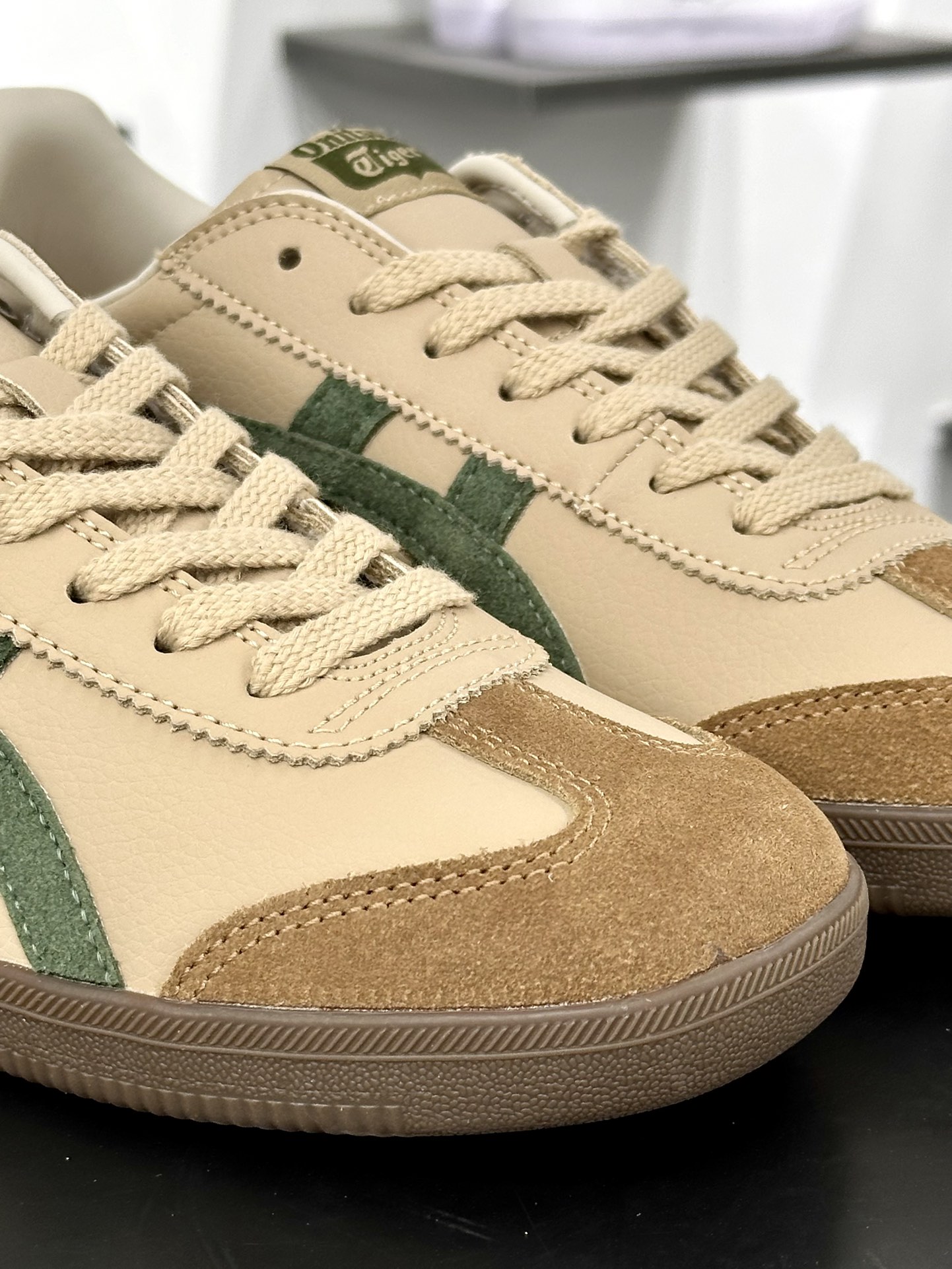 鬼塚虎/Onitsuka Tiger Tokuten 得分系列低帮复古德训风休闲运动板鞋“皮革奶茶黄咖啡棕绿”1183C086-250