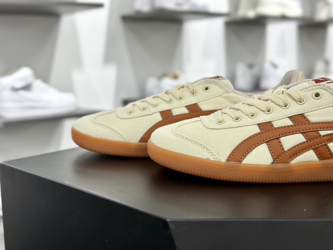 鬼塚虎/Onitsuka Tiger Tokuten 得分系列低帮复古板鞋“帆布米黄棕生胶底”1183A862-200