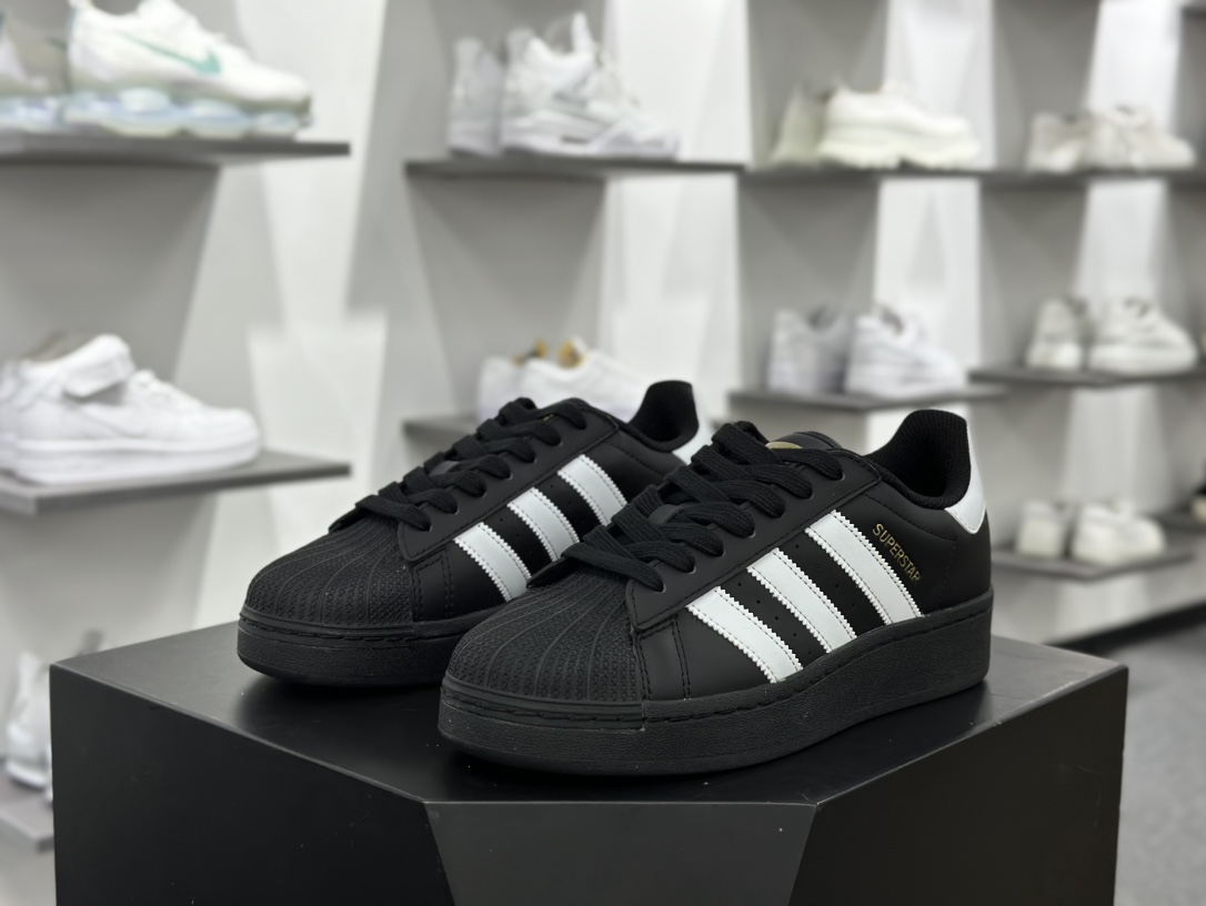 Adidas Originals Superstar XLG 贝壳头系列低帮板鞋“皮革武士黑白LOGO”IG9777