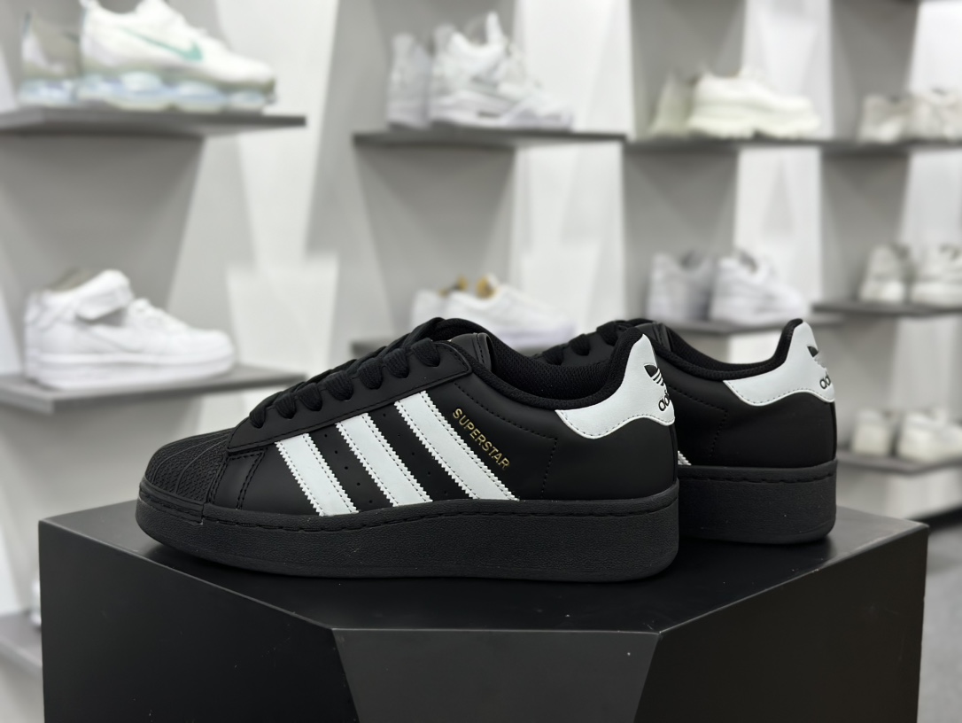 Adidas Originals Superstar XLG 贝壳头系列低帮板鞋“皮革武士黑白LOGO”IG9777