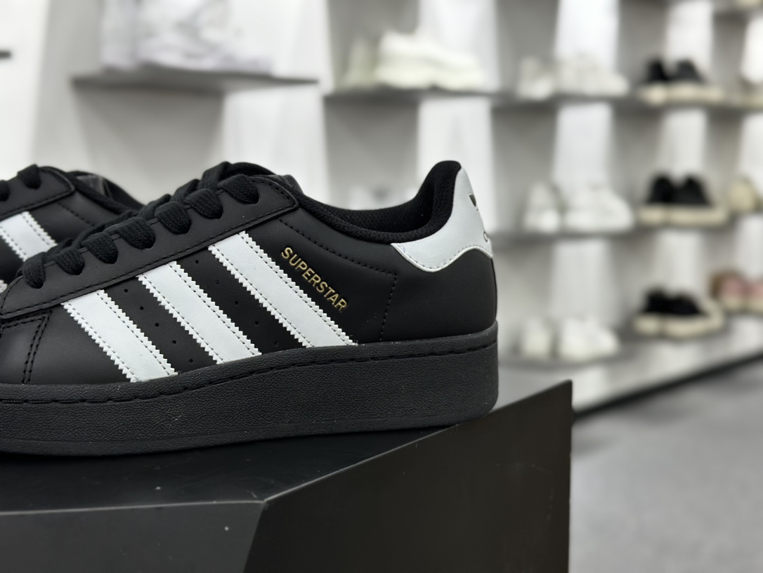 Adidas Originals Superstar XLG 贝壳头系列低帮板鞋“皮革武士黑白LOGO”IG9777