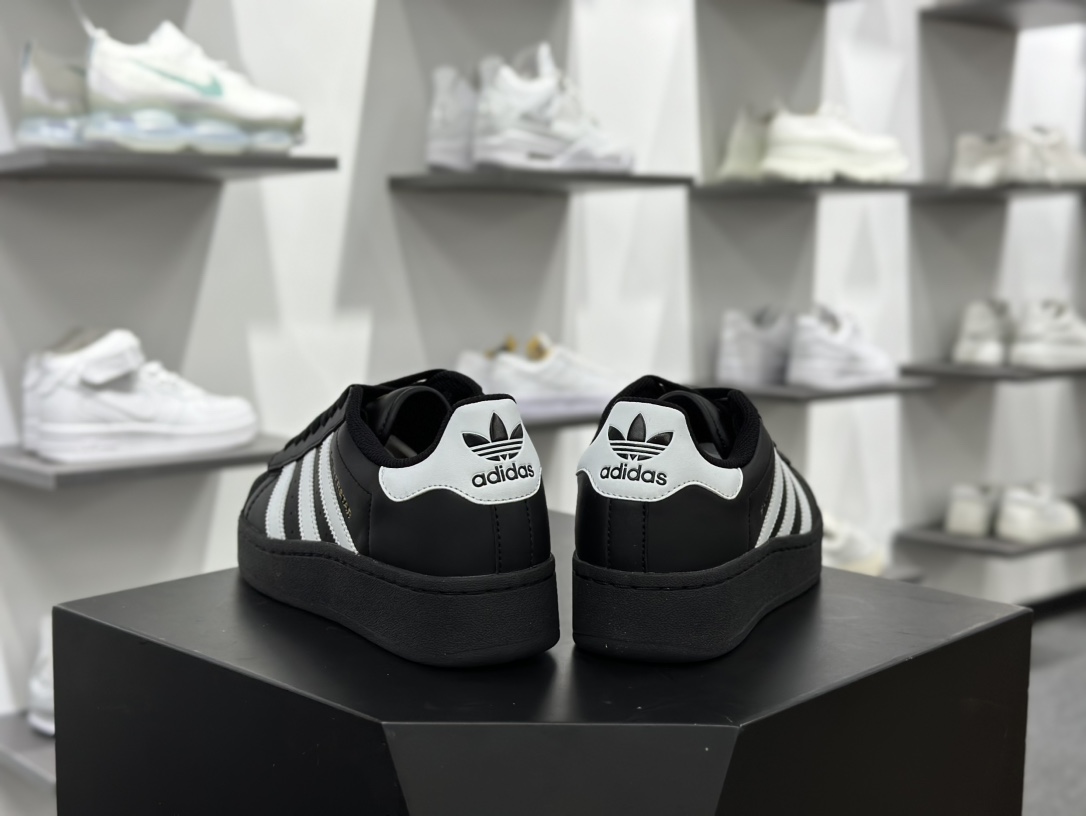 Adidas Originals Superstar XLG 贝壳头系列低帮板鞋“皮革武士黑白LOGO”IG9777