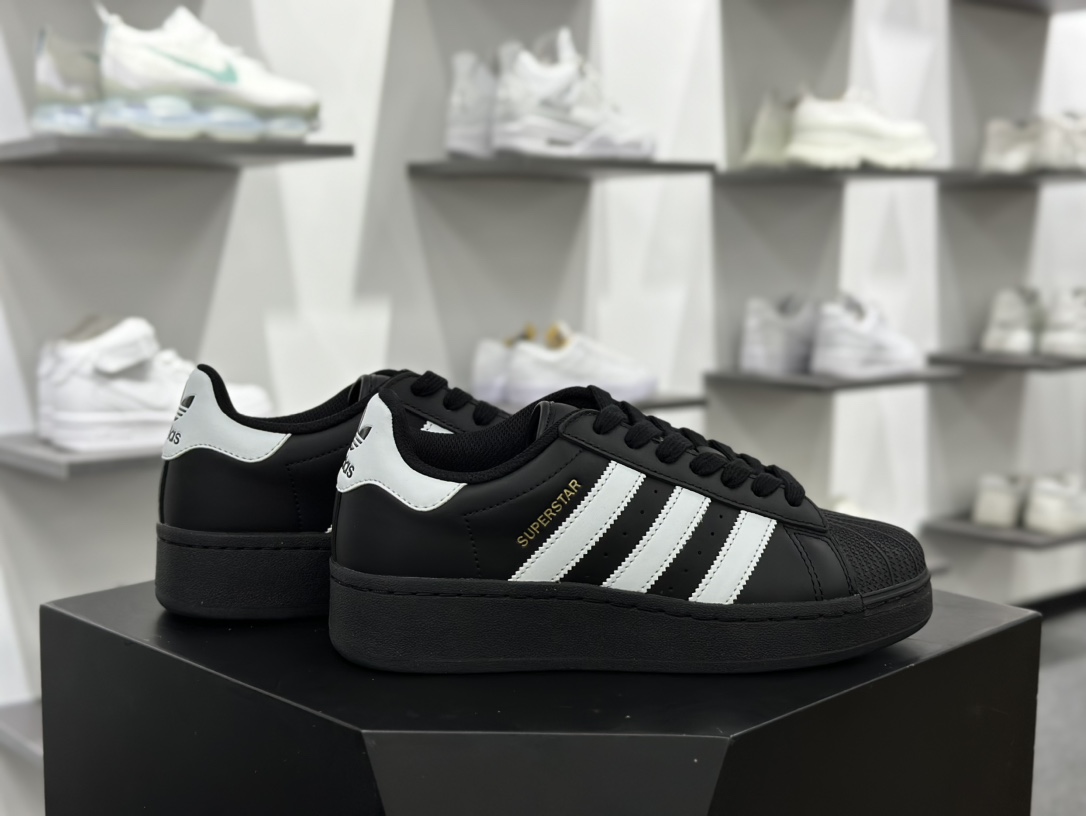 Adidas Originals Superstar XLG 贝壳头系列低帮板鞋“皮革武士黑白LOGO”IG9777