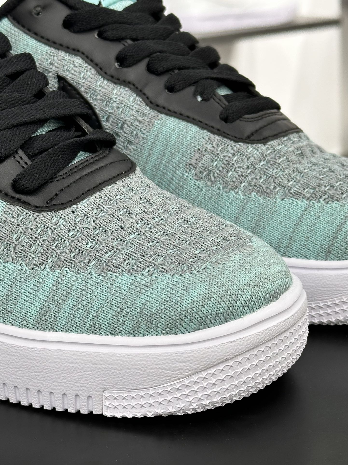 耐克Nike Air Force 1 Low Flyknit”Hyper Jade/White/Black”2.0代空军一号板鞋“针织月绿黑”CI0051-600