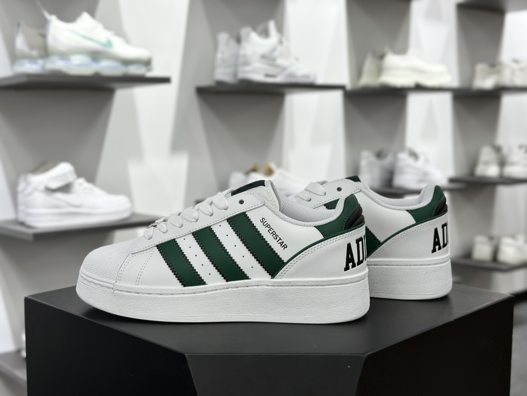 三叶草Adidas Originals Superstar XLG 贝壳头系列低帮运动板鞋“皮革白深绿黑字母LOGO”IE0760