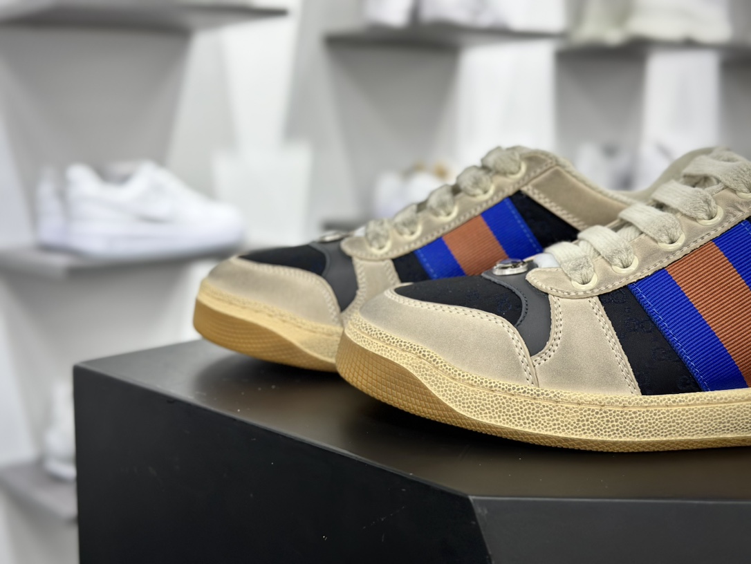 古驰Gucci Screener GG Sneaker Low 经典原型系列低帮板鞋“皮革米白做旧深蓝GG丝绸布蓝红”546551 99W20 4368